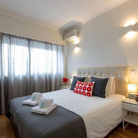 Trindade Sunny Downtown Apartment With Balcony & Ac Porto Eksteriør billede