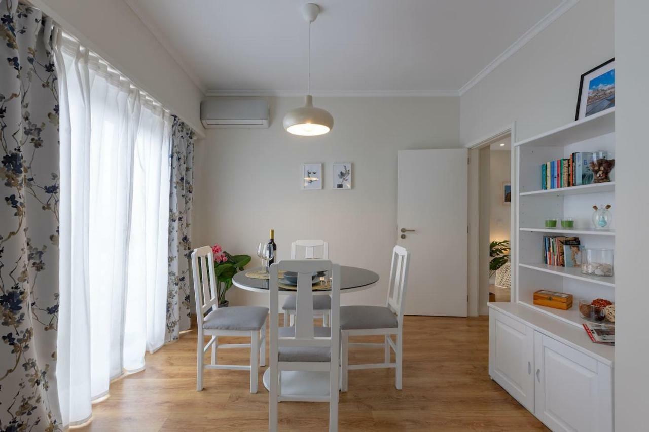 Trindade Sunny Downtown Apartment With Balcony & Ac Porto Eksteriør billede