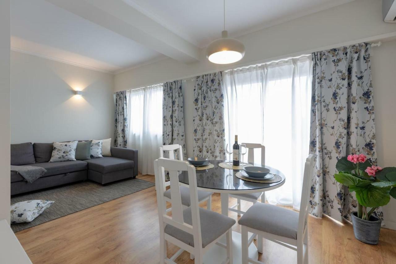 Trindade Sunny Downtown Apartment With Balcony & Ac Porto Eksteriør billede