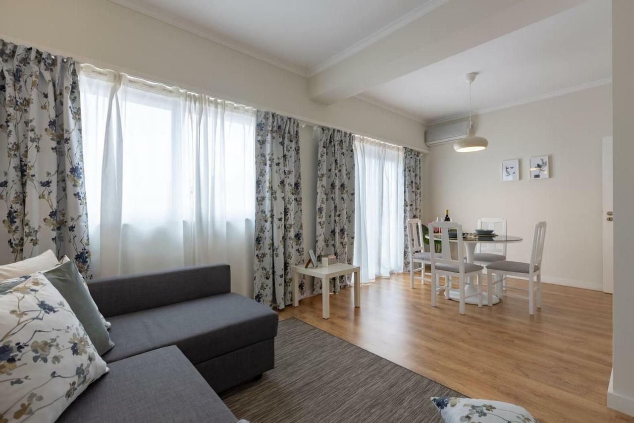 Trindade Sunny Downtown Apartment With Balcony & Ac Porto Eksteriør billede